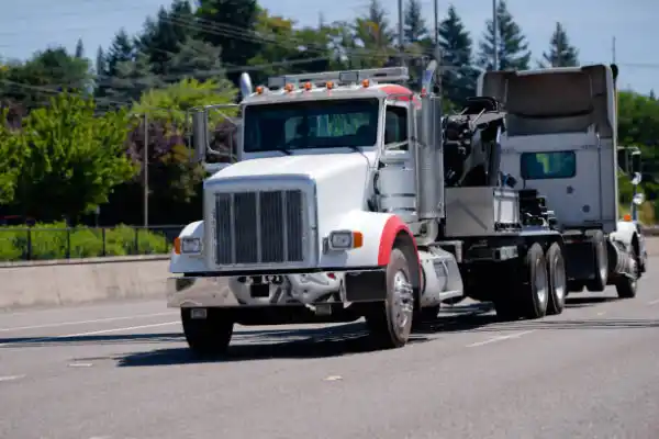 Which Factors Affect the Heavy-Duty Tow Truck Price