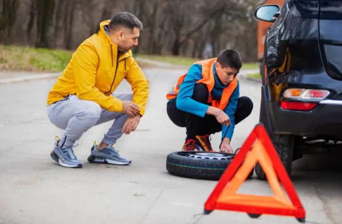 how does roadside assistance work