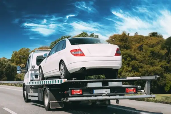 Which type of tow truck is used for flatbed, wheel-lift, and hook-and-chain towing